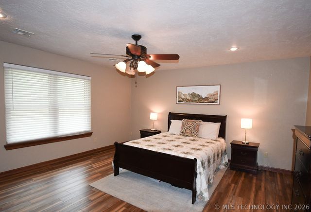 1508 N 3rd Avenue, Warner, OK 74469