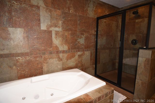 1508 N 3rd Avenue, Warner, OK 74469