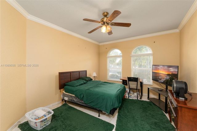 17211 SW 12th St, Pembroke Pines, FL 33029