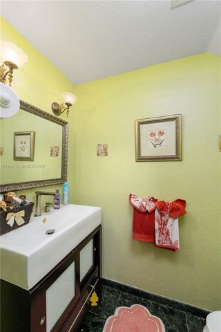 17211 SW 12th St, Pembroke Pines, FL 33029