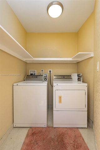 17211 SW 12th St, Pembroke Pines, FL 33029