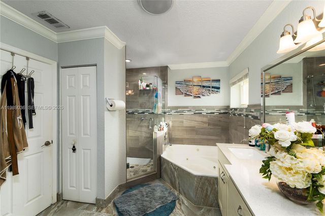 17211 SW 12th St, Pembroke Pines, FL 33029