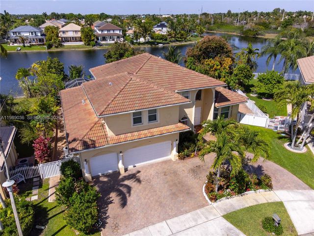 17211 SW 12th St, Pembroke Pines, FL 33029