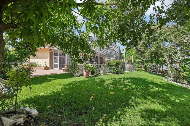 17211 SW 12th St, Pembroke Pines, FL 33029