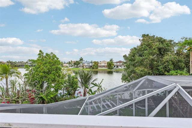 17211 SW 12th St, Pembroke Pines, FL 33029