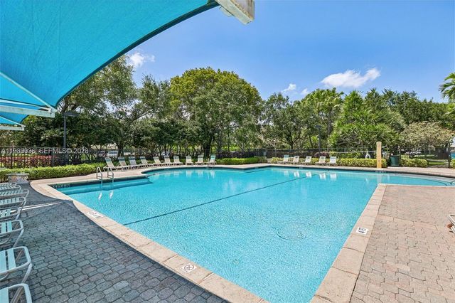 17211 SW 12th St, Pembroke Pines, FL 33029