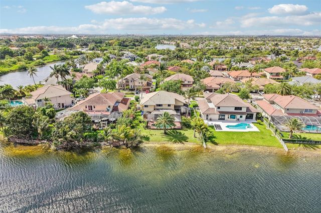 17211 SW 12th St, Pembroke Pines, FL 33029