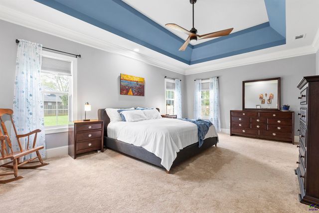 102 White Columns Drive, Kathleen, GA 31047