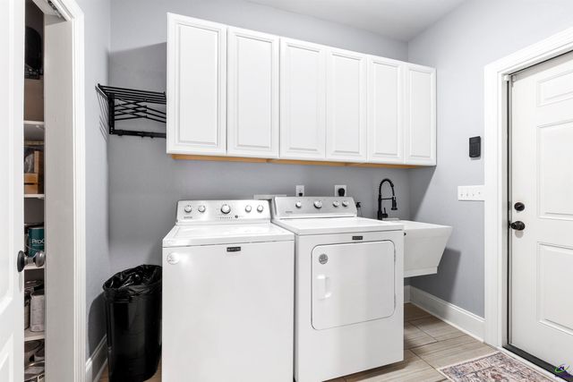 102 White Columns Drive, Kathleen, GA 31047