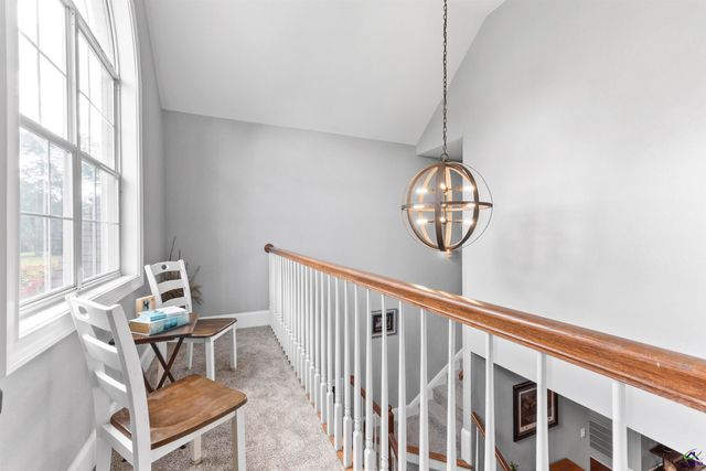 102 White Columns Drive, Kathleen, GA 31047