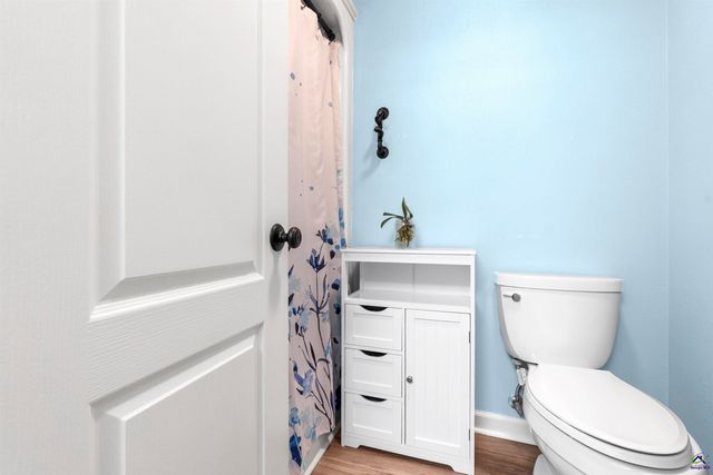 102 White Columns Drive, Kathleen, GA 31047