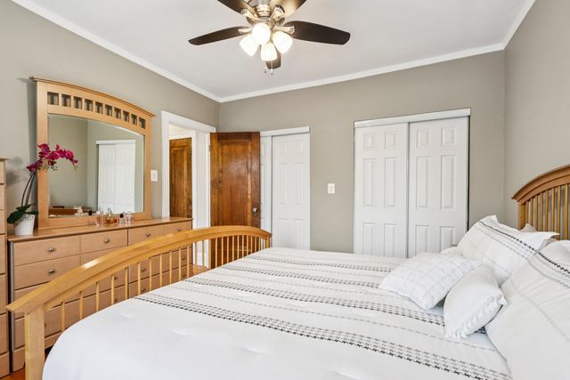 6203 N Oakley Street 3, Chicago, IL 60659