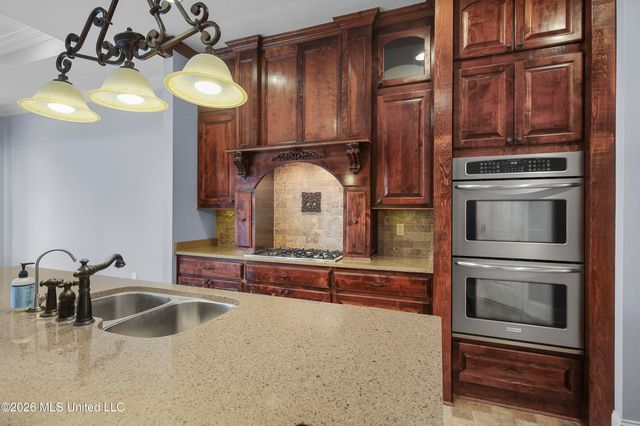 151 Lakeshire Parkway, Canton, MS 39046