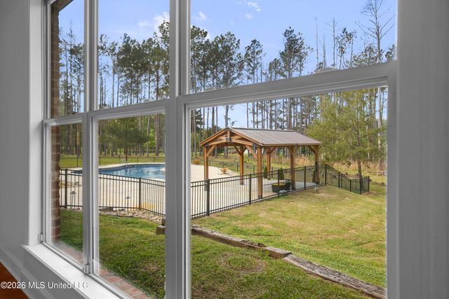 151 Lakeshire Parkway, Canton, MS 39046