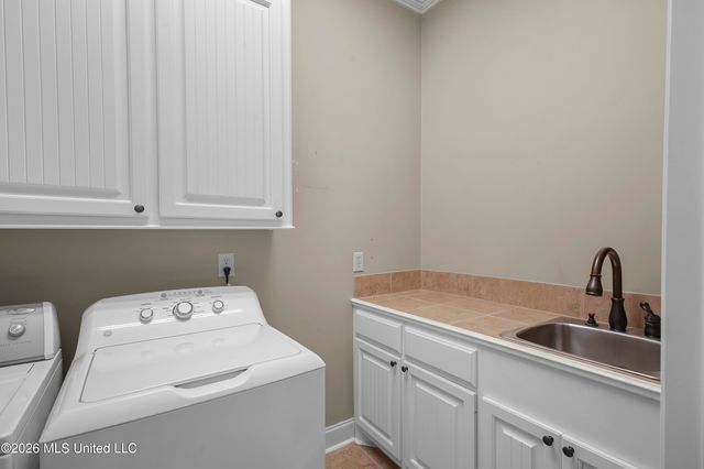 151 Lakeshire Parkway, Canton, MS 39046