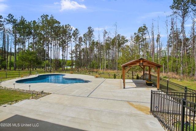 151 Lakeshire Parkway, Canton, MS 39046