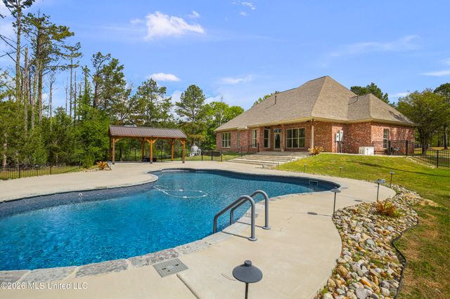 151 Lakeshire Parkway, Canton, MS 39046
