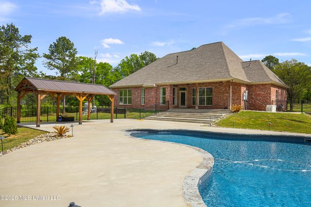 151 Lakeshire Parkway, Canton, MS 39046