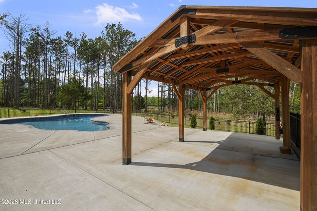 151 Lakeshire Parkway, Canton, MS 39046