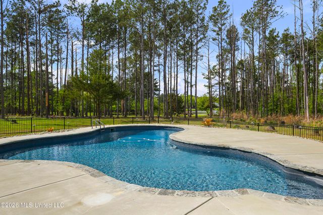 151 Lakeshire Parkway, Canton, MS 39046