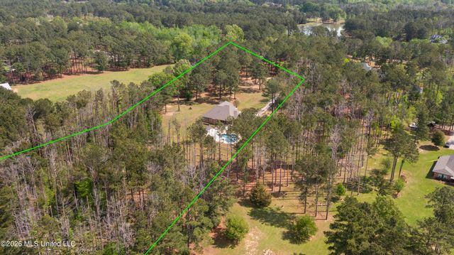 151 Lakeshire Parkway, Canton, MS 39046