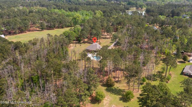 151 Lakeshire Parkway, Canton, MS 39046