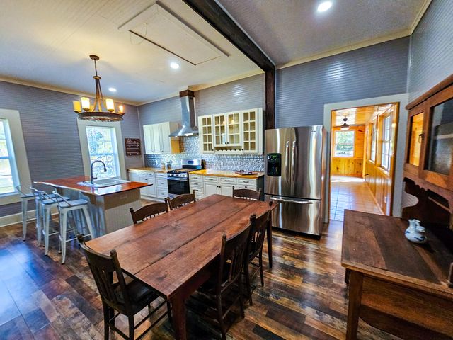 898 Bachelor Hill Road, Walterboro, SC 29488