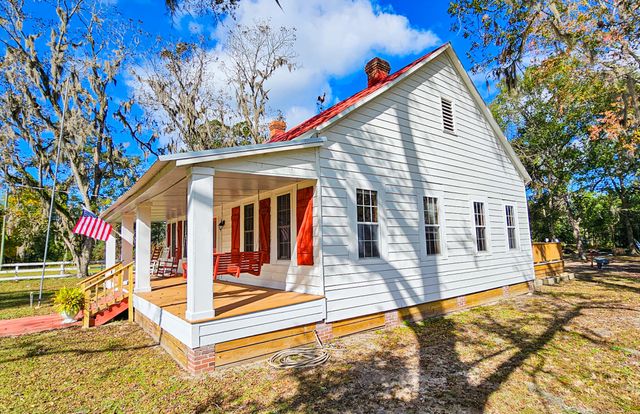 898 Bachelor Hill Road, Walterboro, SC 29488