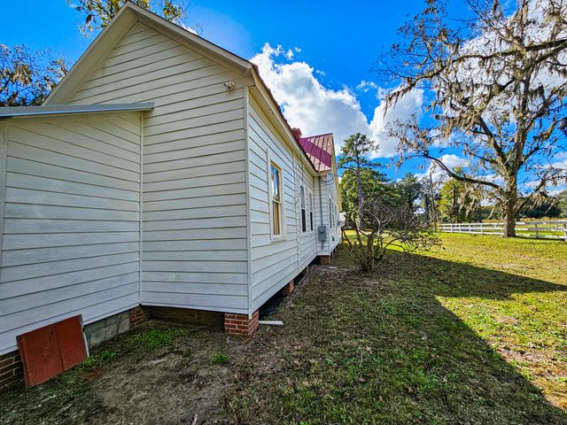 898 Bachelor Hill Road, Walterboro, SC 29488