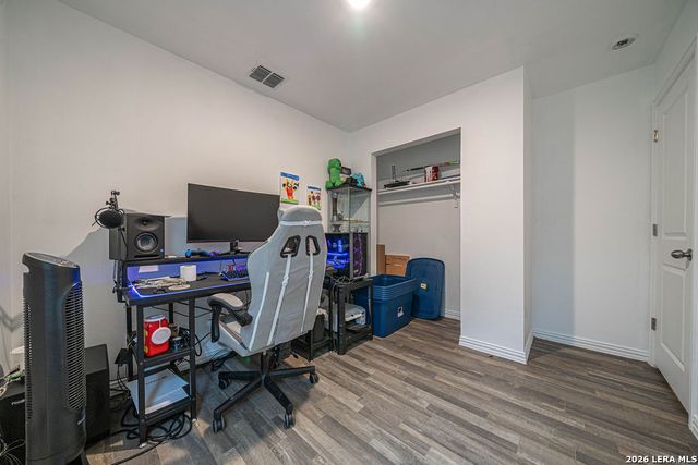 229 VIRGINIA ST, Pleasanton, TX 78064