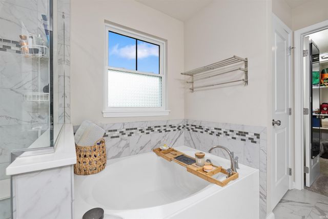 1148 Mosaic Street, Huntertown, IN 46748