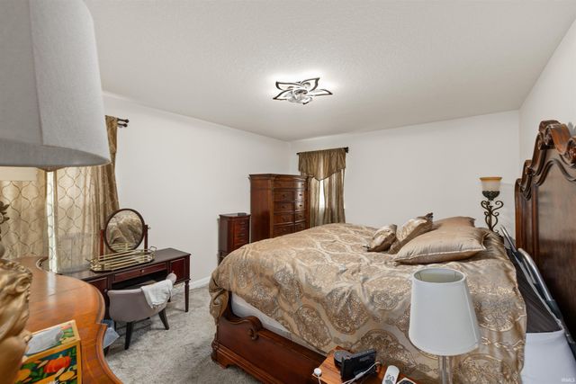 1148 Mosaic Street, Huntertown, IN 46748