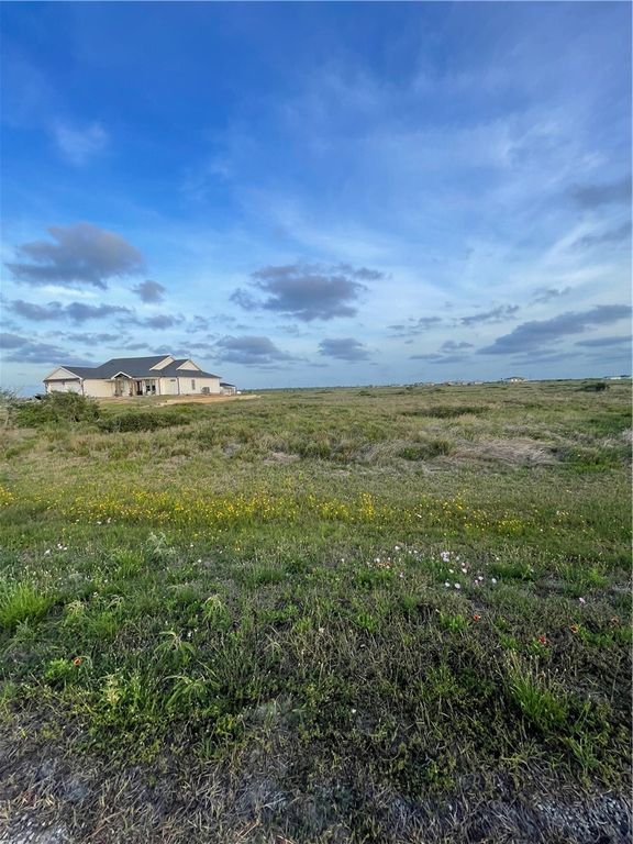 124 Dockside Dr, Rockport, TX 78382 — photo 2