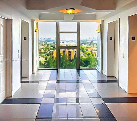 5077 NW 7th St 1216, Miami, FL 33126