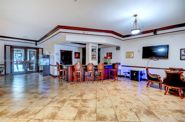 5077 NW 7th St 1216, Miami, FL 33126