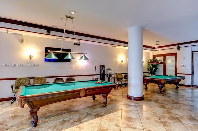 5077 NW 7th St 1216, Miami, FL 33126