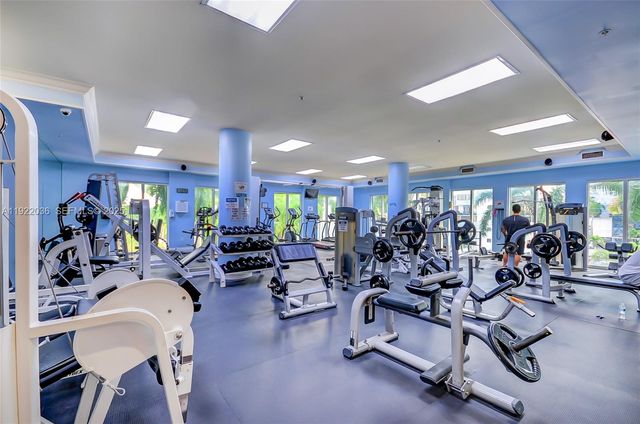 5077 NW 7th St 1216, Miami, FL 33126