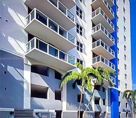 5077 NW 7th St 1216, Miami, FL 33126