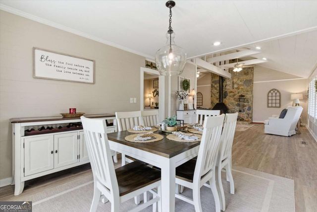 35 Saddleback Farms Drive, Newnan, GA 30263