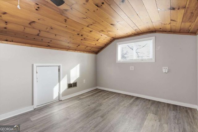 35 Saddleback Farms Drive, Newnan, GA 30263