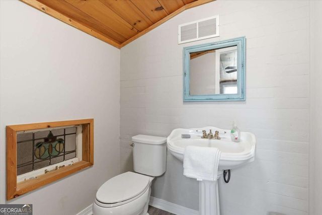 35 Saddleback Farms Drive, Newnan, GA 30263