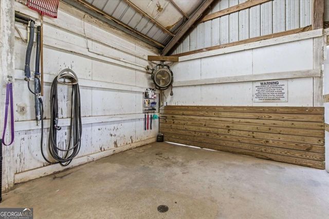 35 Saddleback Farms Drive, Newnan, GA 30263