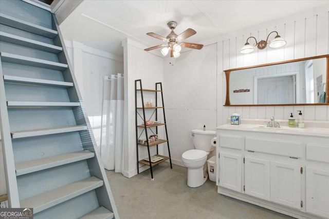 35 Saddleback Farms Drive, Newnan, GA 30263