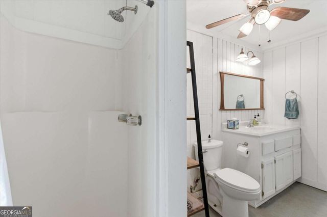 35 Saddleback Farms Drive, Newnan, GA 30263