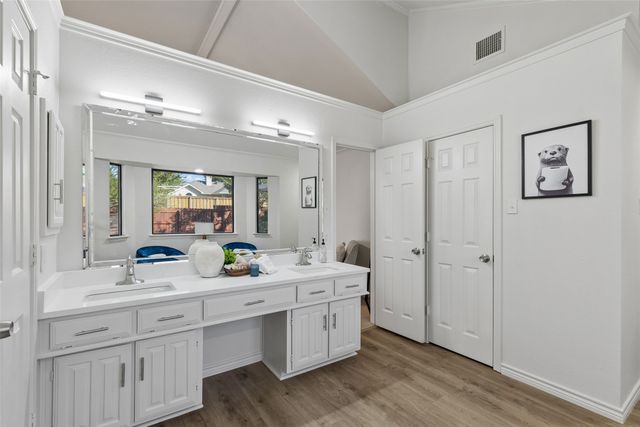 2051 Robin Hill Lane, Carrollton, TX 75007