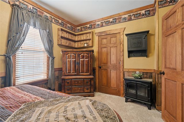 148 17th Avenue SW, Cedar Rapids, IA 52404