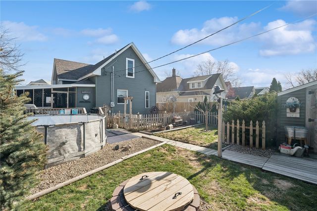 148 17th Avenue SW, Cedar Rapids, IA 52404