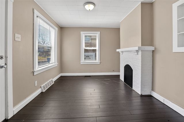 817 Elizabeth St, Wilkins Twp, PA 15221