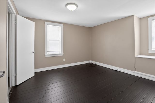 817 Elizabeth St, Wilkins Twp, PA 15221