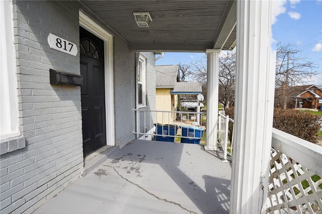 817 Elizabeth St, Wilkins Twp, PA 15221